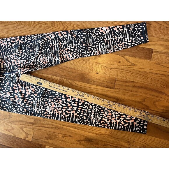 Curves N Combat Boots CNC  Leggings M Blue Animal Print Athletic NICE - Picture 4 of 4